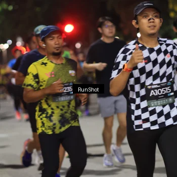 Runner Photo 6952709