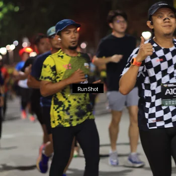 Runner Photo 6952710