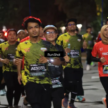 Runner Photo 6952735