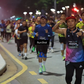 Runner Photo 6952875