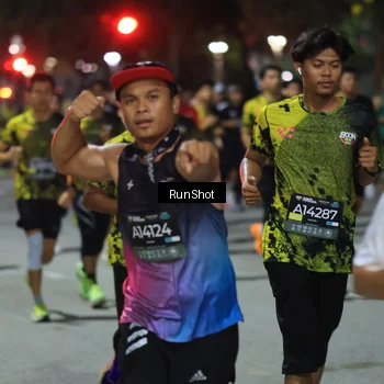 Runner Photo 6952881