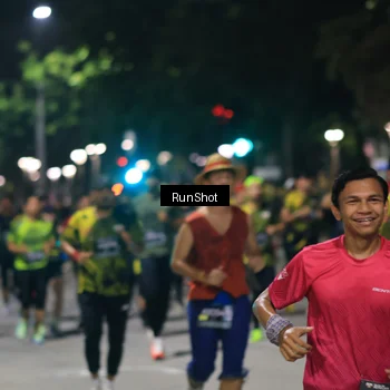 Runner Photo 6953013