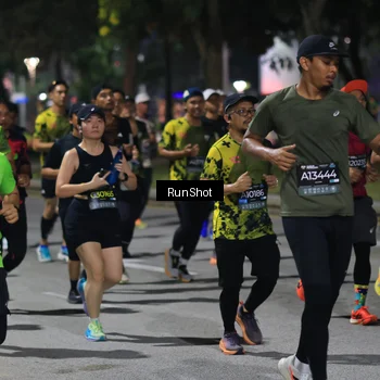 Runner Photo 6953041