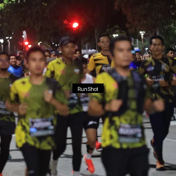 Runner Photo 6953102