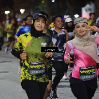 Runner Photo 6953119