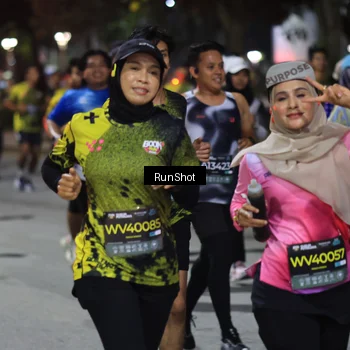 Runner Photo 6953120