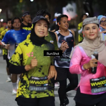 Runner Photo 6953123