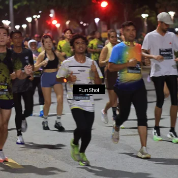 Runner Photo 6953131