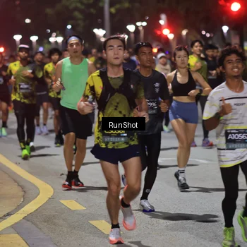 Runner Photo 6953136