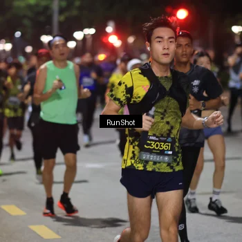 Runner Photo 6953146