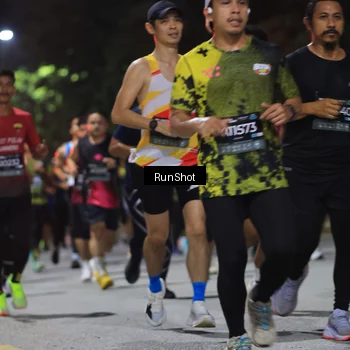 Runner Photo 6953172