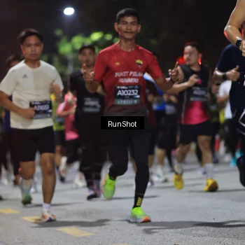 Runner Photo 6953173