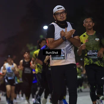 Runner Photo 6953314