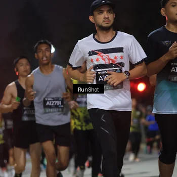 Runner Photo 6953348