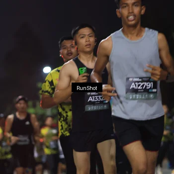 Runner Photo 6953362