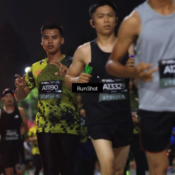 Runner Photo 6953363