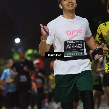 Runner Photo 6953399