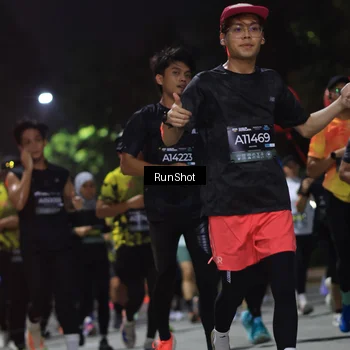 Runner Photo 6953444