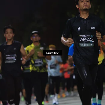 Runner Photo 6953448
