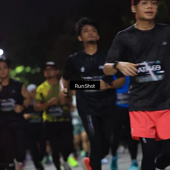 Runner Photo 6953449