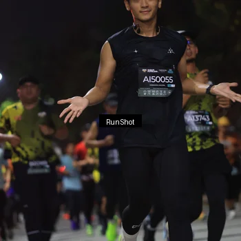 Runner Photo 6953453