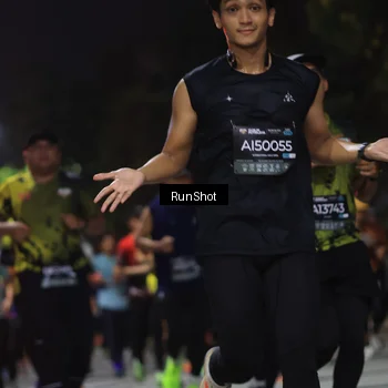 Runner Photo 6953454