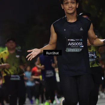 Runner Photo 6953455