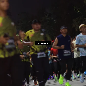 Runner Photo 6953459