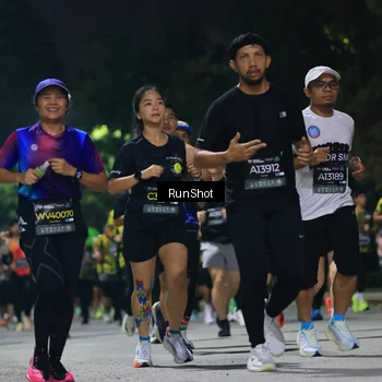 Runner Photo 6953498