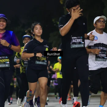 Runner Photo 6953511
