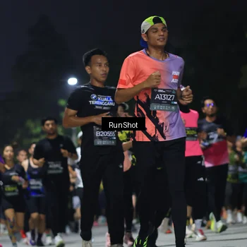Runner Photo 6953513