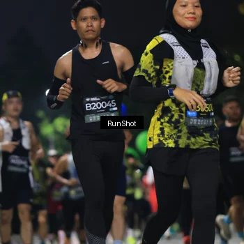 Runner Photo 6953571