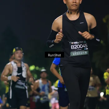 Runner Photo 6953573