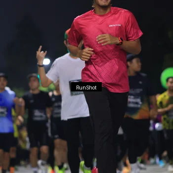 Runner Photo 6953583