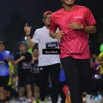 Runner Photo 6953586