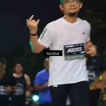 Runner Photo 6953592