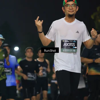 Runner Photo 6953625