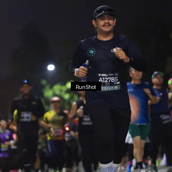 Runner Photo 6953628