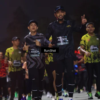 Runner Photo 6953646