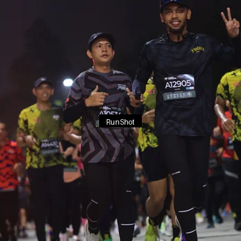 Runner Photo 6953653