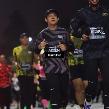 Runner Photo 6953657