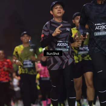 Runner Photo 6953661