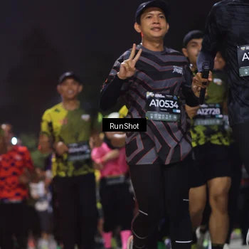 Runner Photo 6953665