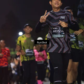 Runner Photo 6953668