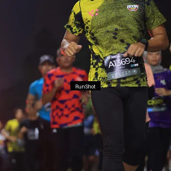 Runner Photo 6953681