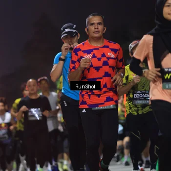 Runner Photo 6953682