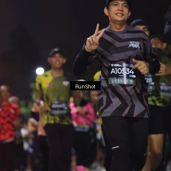 Runner Photo 6953696