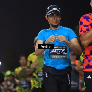 Runner Photo 6953704