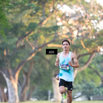 Runner Photo 6953708