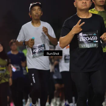 Runner Photo 6953711